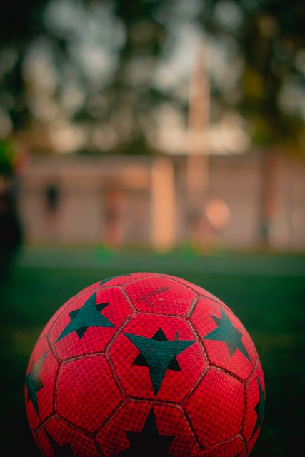 国脚关键头球助球队赢下比赛